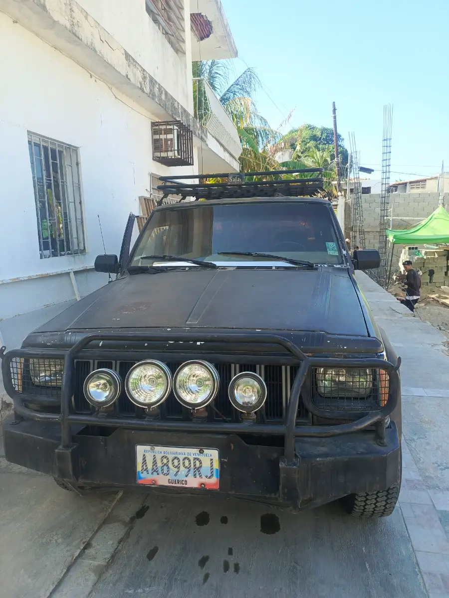 Jeep Cherokee - Foto 1