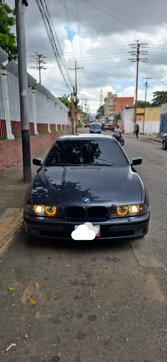Vista 2 del vehículo: BMW 540i