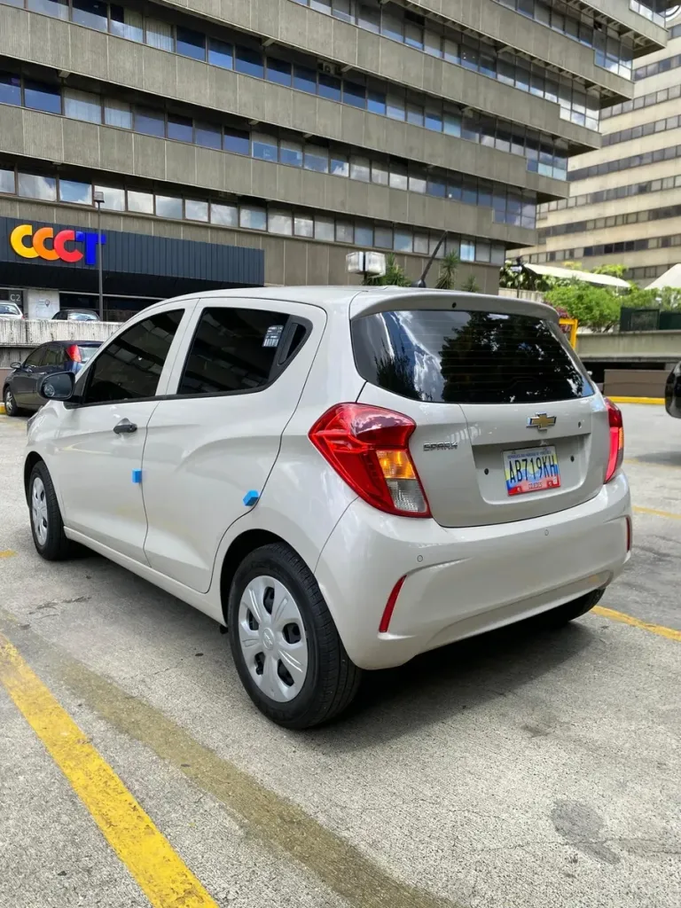 Vista 3 del vehículo: Chevrolet Spark