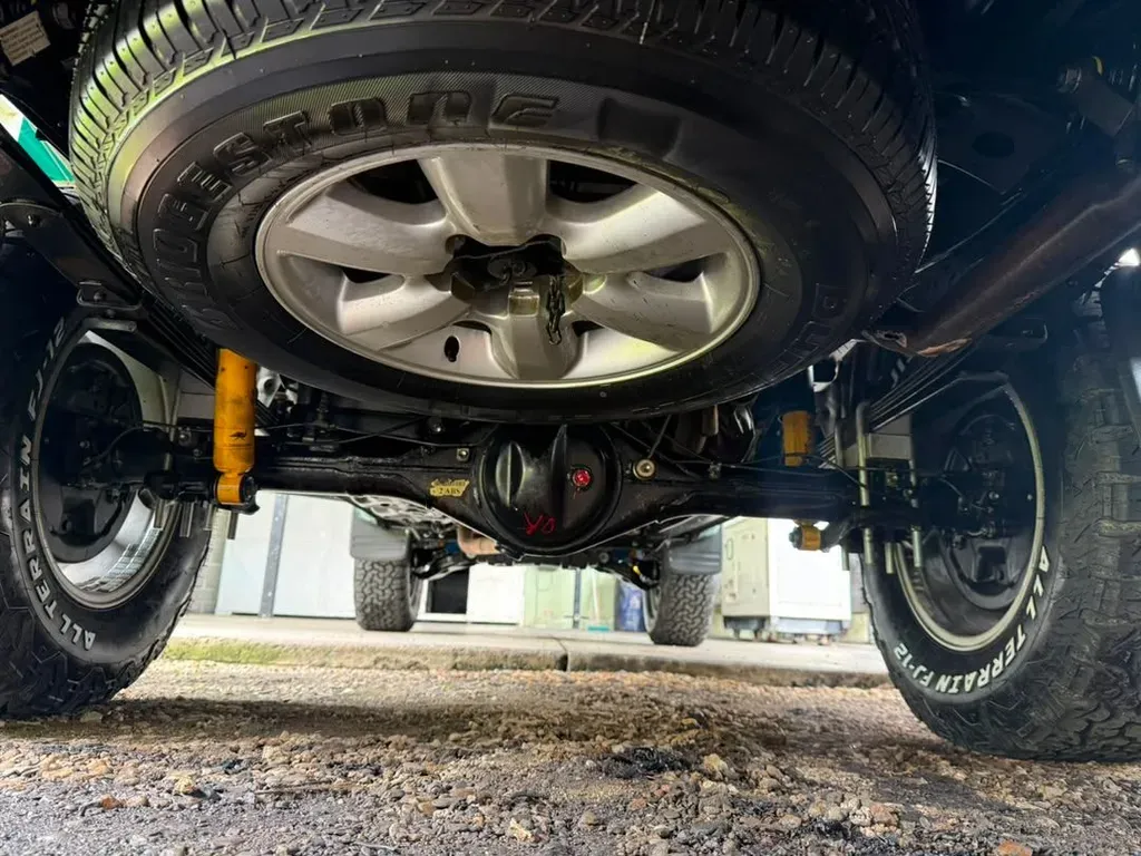 Vista 11 del vehículo: Toyota Hilux Kavak 4x4