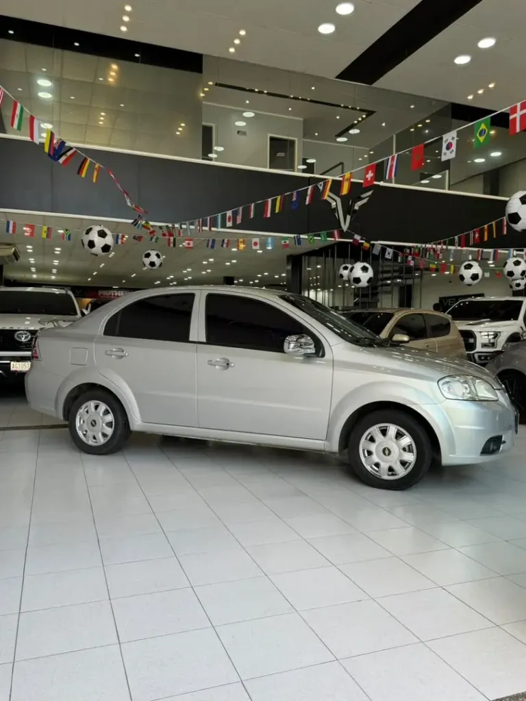 Vista 4 del vehículo: Chevrolet Aveo