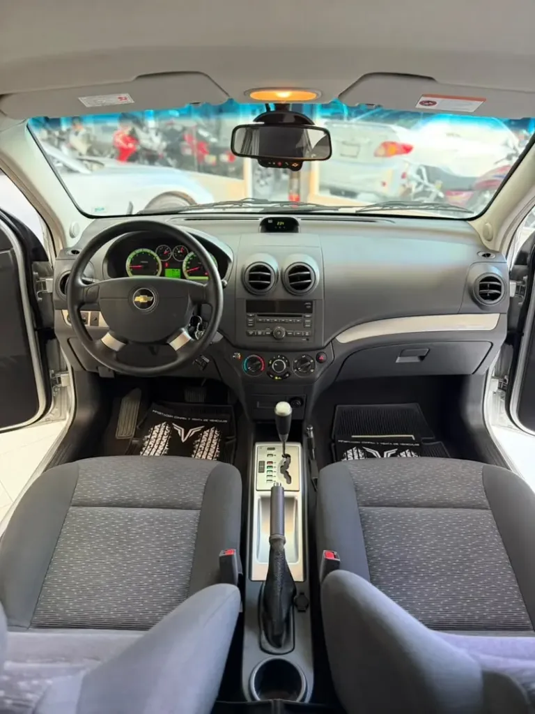 Vista 24 del vehículo: Chevrolet Aveo