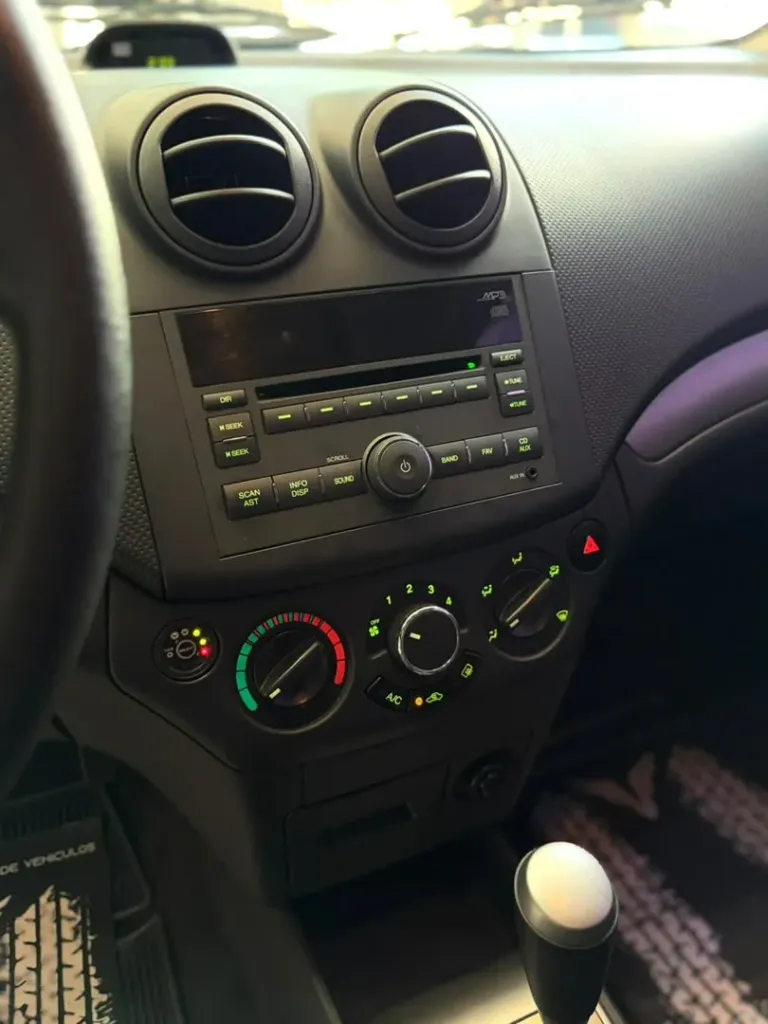 Vista 26 del vehículo: Chevrolet Aveo
