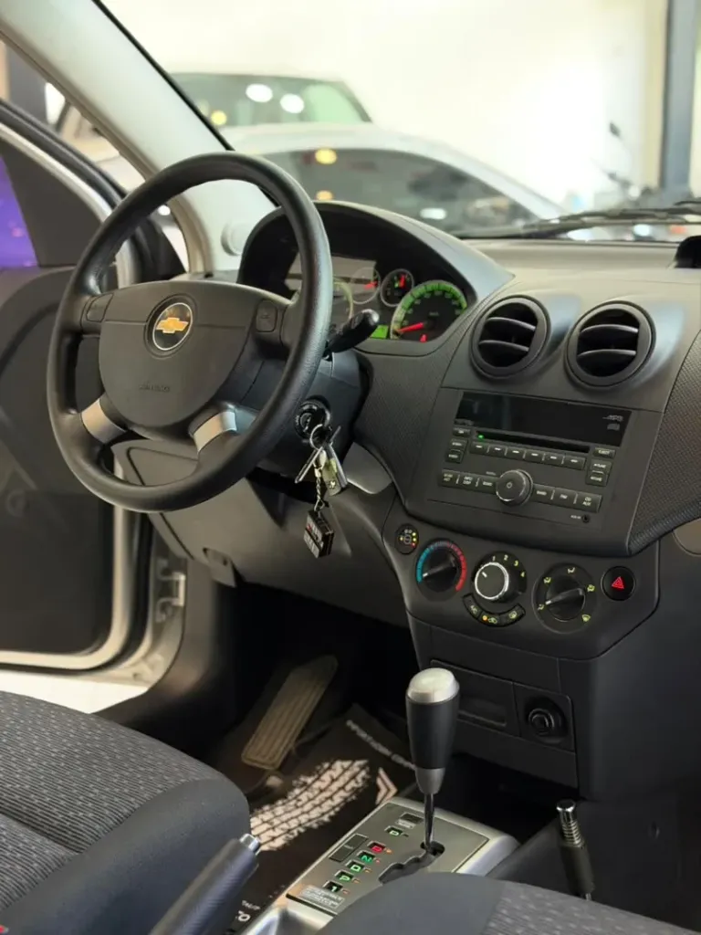 Vista 30 del vehículo: Chevrolet Aveo