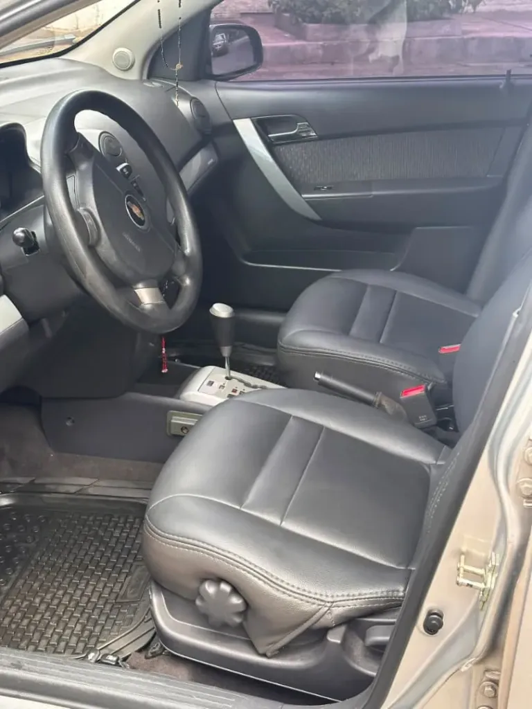 Vista 5 del vehículo: Chevrolet Aveo