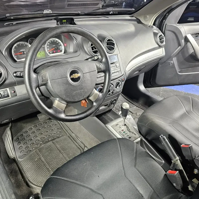 Vista 30 del vehículo: Chevrolet Aveo