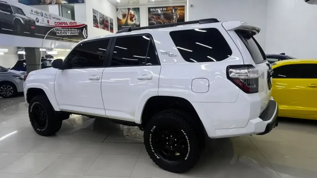 Toyota 4Runner Sr5