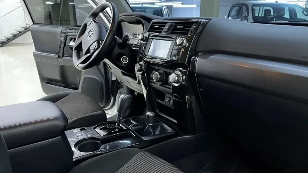 Vista 23 del vehículo: Toyota 4Runner Sr5