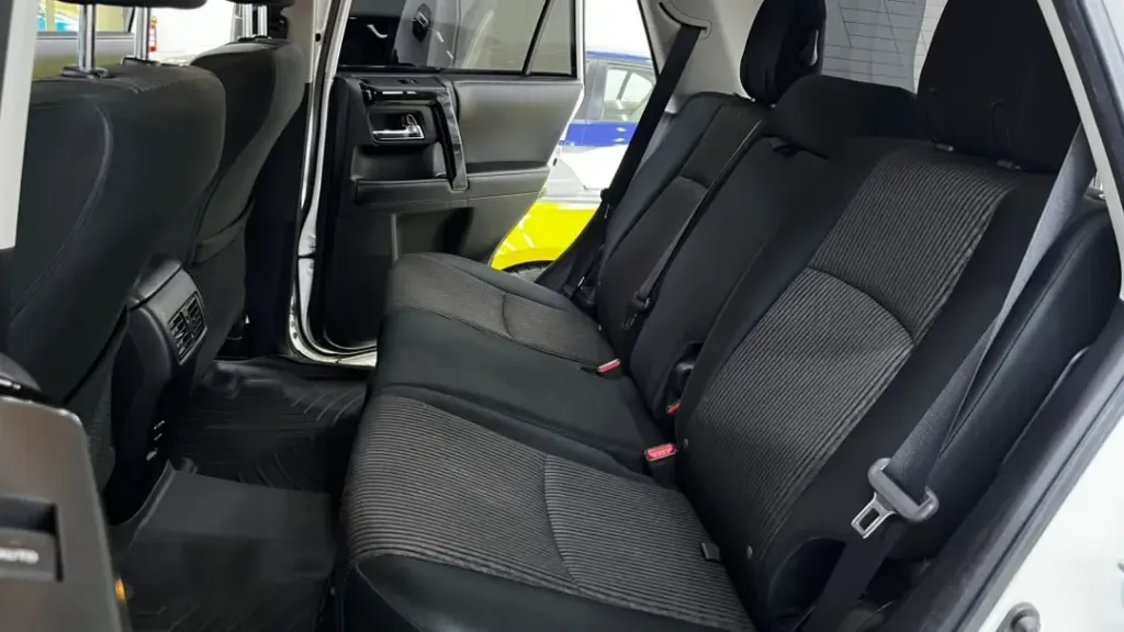 Vista 26 del vehículo: Toyota 4Runner Sr5
