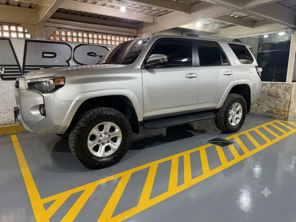Vista 10 del vehículo: Toyota 4Runner Sr5 Premium 4x4