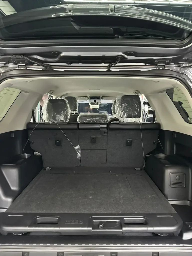 Vista 14 del vehículo: Toyota 4Runner Sr5 Accesorios Trd