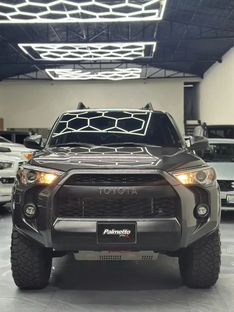 Vista 19 del vehículo: Toyota 4Runner Sr5 Accesorios Trd