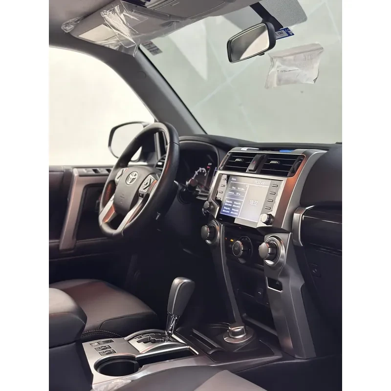 Vista 5 del vehículo: Toyota 4Runner Sr5 Accesorios Trd