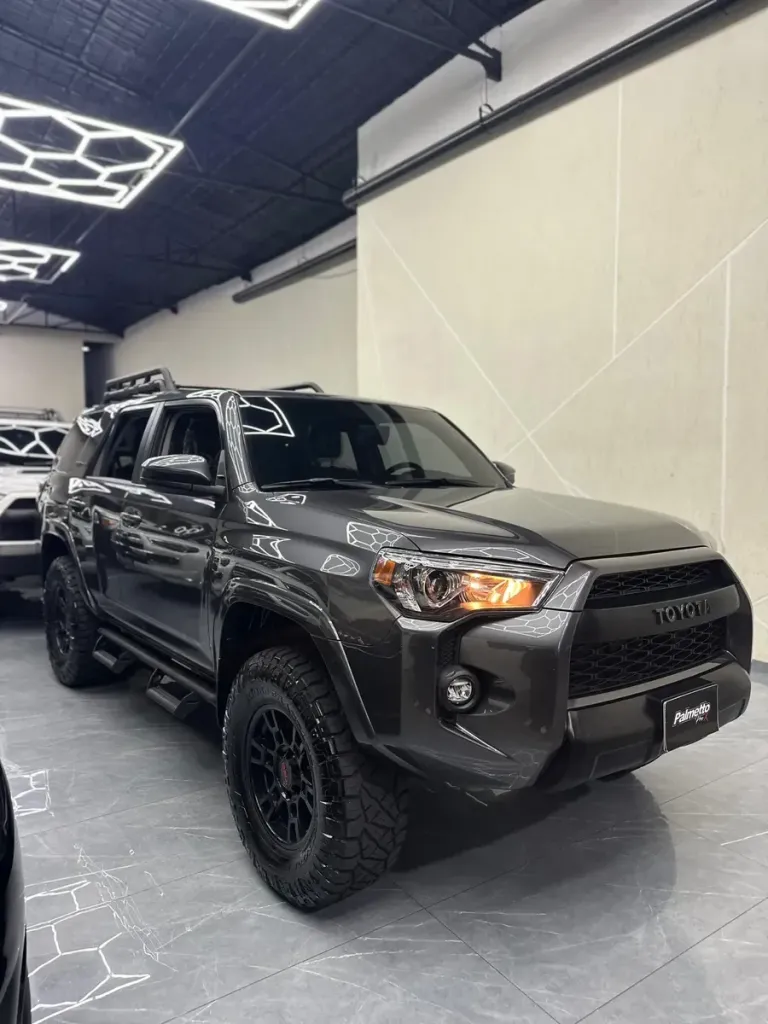 Vista 37 del vehículo: Toyota 4Runner Sr5 Accesorios Trd