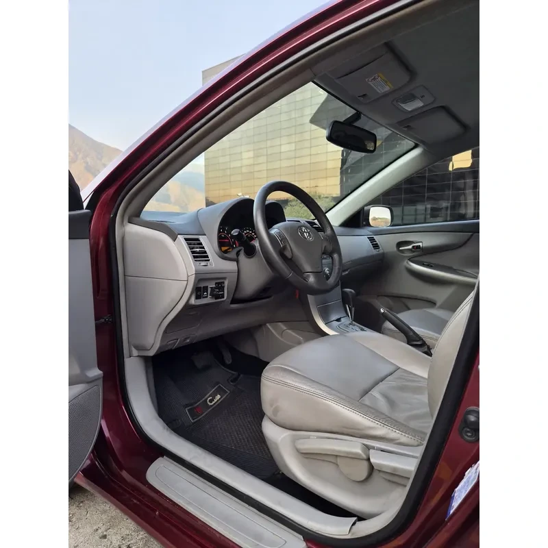 Vista 5 del vehículo: Toyota Corolla GLi