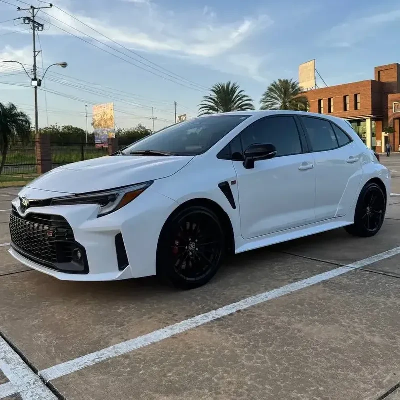 Vista 14 del vehículo: Toyota Corolla GR
