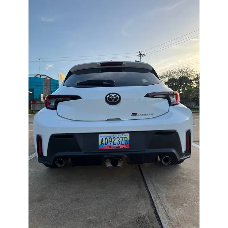 Vista 18 del vehículo: Toyota Corolla GR