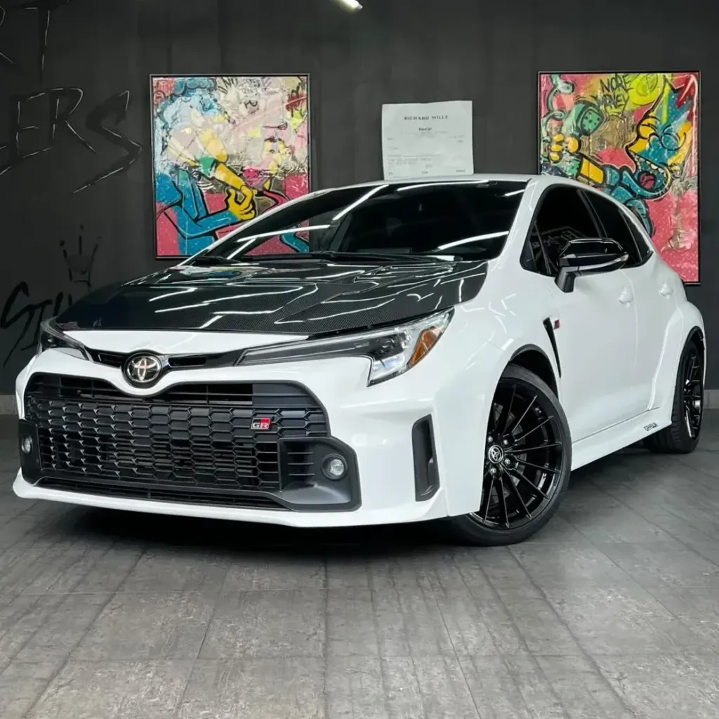 Vista 19 del vehículo: Toyota Corolla GR