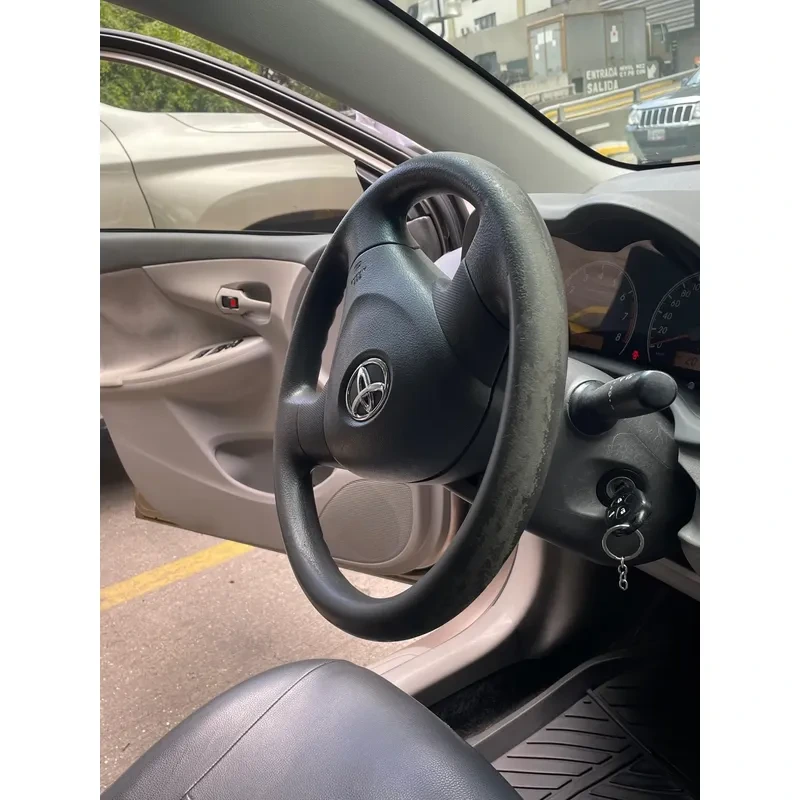 Vista 7 del vehículo: Toyota Corolla Xei Con Sistema De Gas