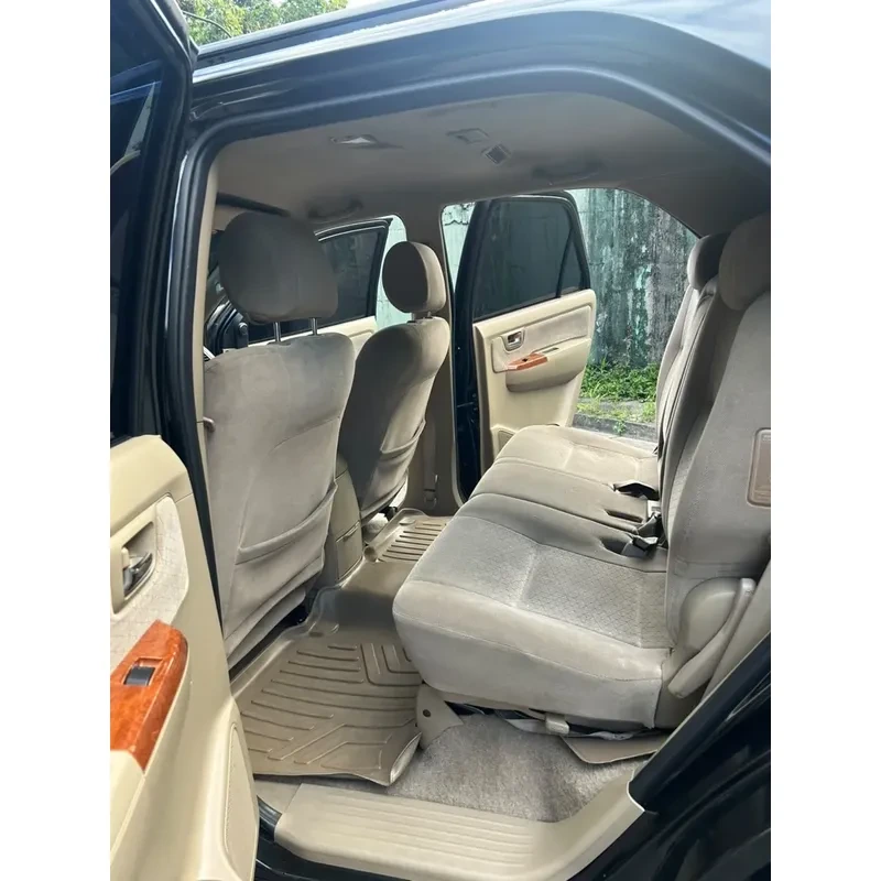 Vista 12 del vehículo: Toyota Fortuner 4x4 Sin Detalle Alguno Perfecto Estado
