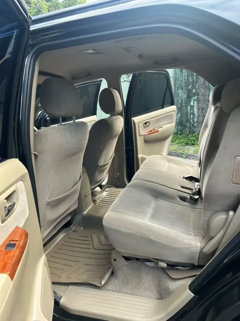 Vista 30 del vehículo: Toyota Fortuner 4x4 Sin Detalle Alguno Perfecto Estado