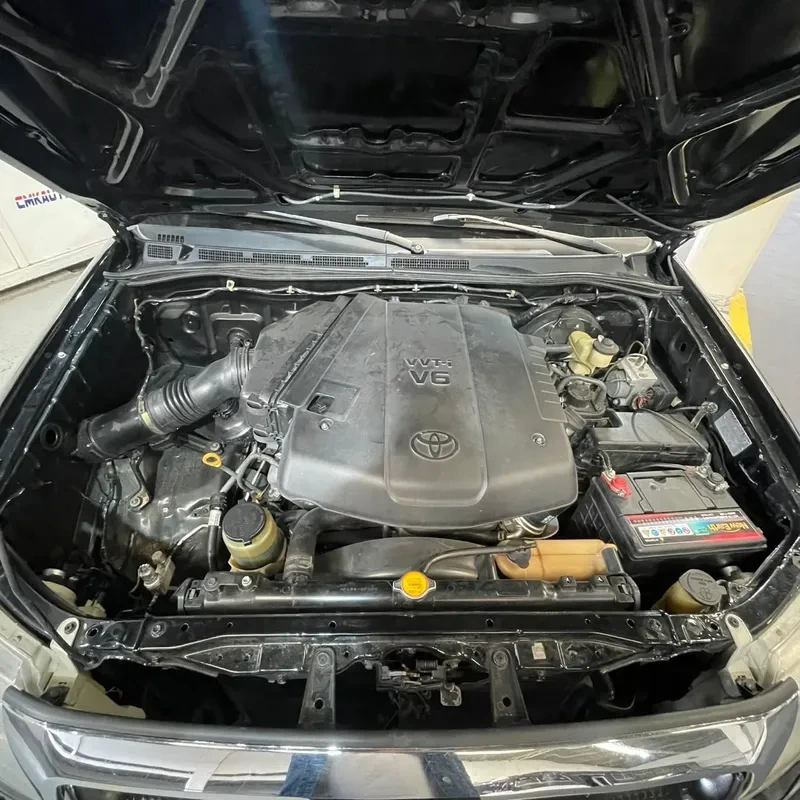 Vista 24 del vehículo: Toyota Hilux Kavak
