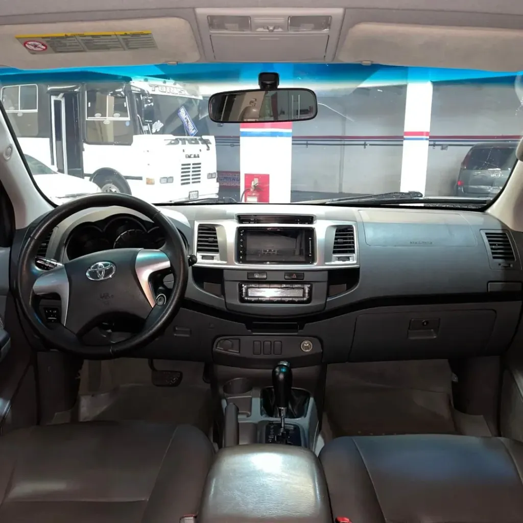 Vista 19 del vehículo: Toyota Hilux Kavak