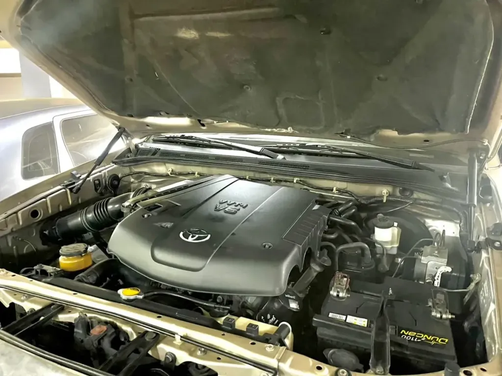 Vista 10 del vehículo: Toyota Hilux Kavak 4x4