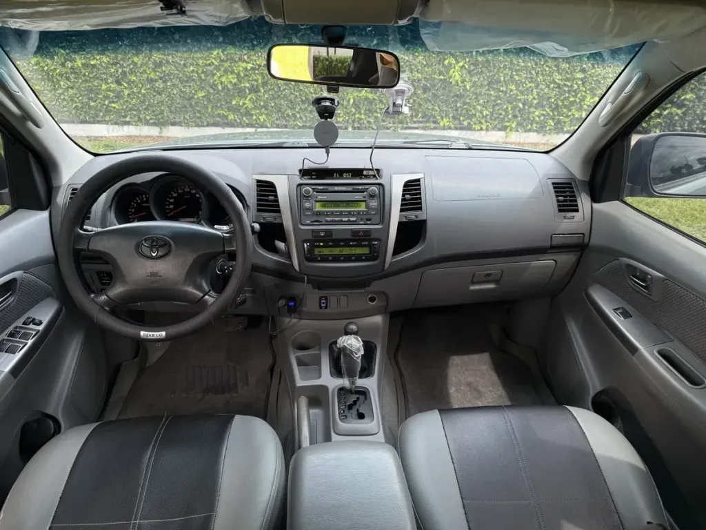 Vista 2 del vehículo: Toyota Hilux Kavak 4x4