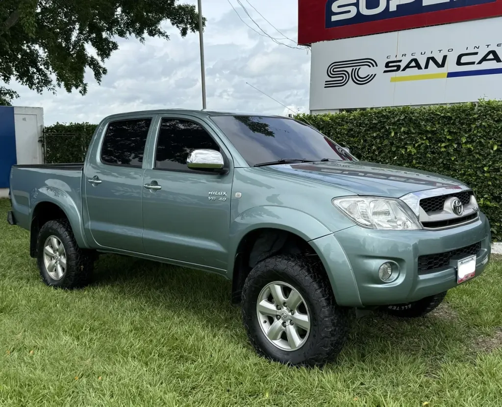 Vista 20 del vehículo: Toyota Hilux Kavak 4x4