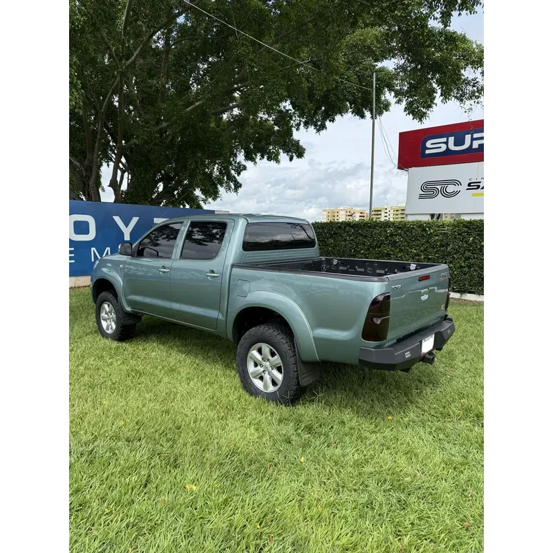 Vista 35 del vehículo: Toyota Hilux Kavak 4x4