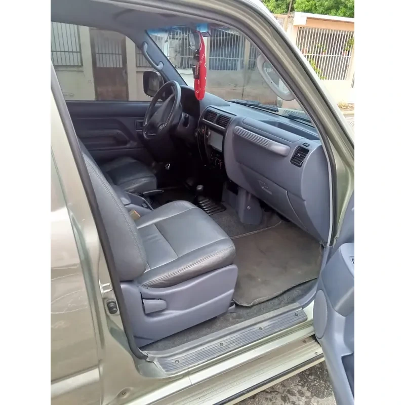 Vista 19 del vehículo: Toyota Merú Sincrónico