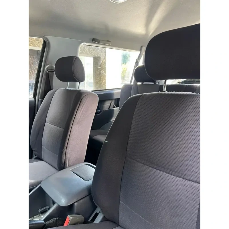 Vista 26 del vehículo: Toyota Merú Versión 2.7