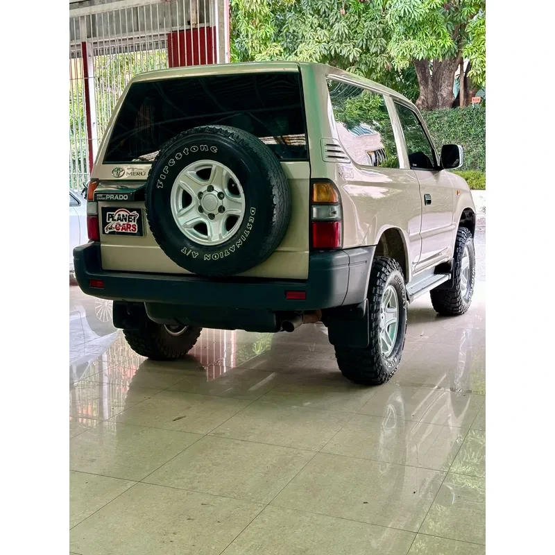 Vista 23 del vehículo: Toyota Merú Full Equipo