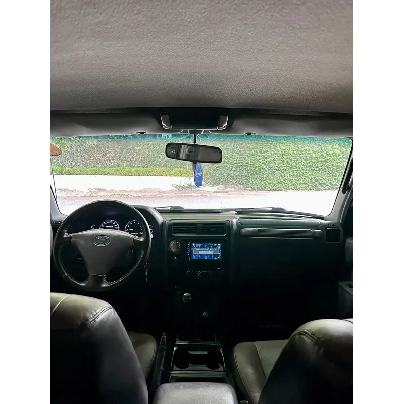 Vista 26 del vehículo: Toyota Merú Full Equipo