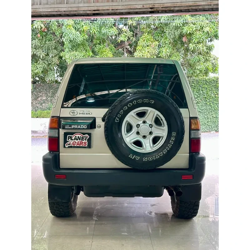 Vista 30 del vehículo: Toyota Merú Full Equipo