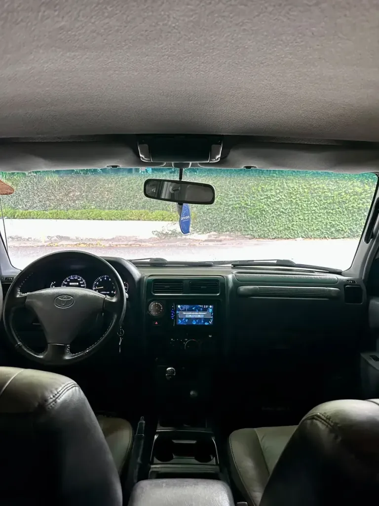 Vista 6 del vehículo: Toyota Merú Full Equipo