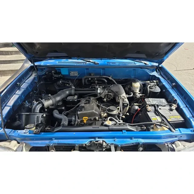 Vista 8 del vehículo: Toyota Merú