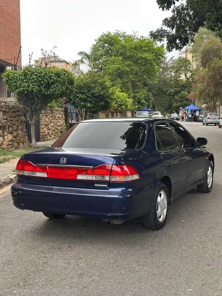 Vista 5 del vehículo: Honda Accord