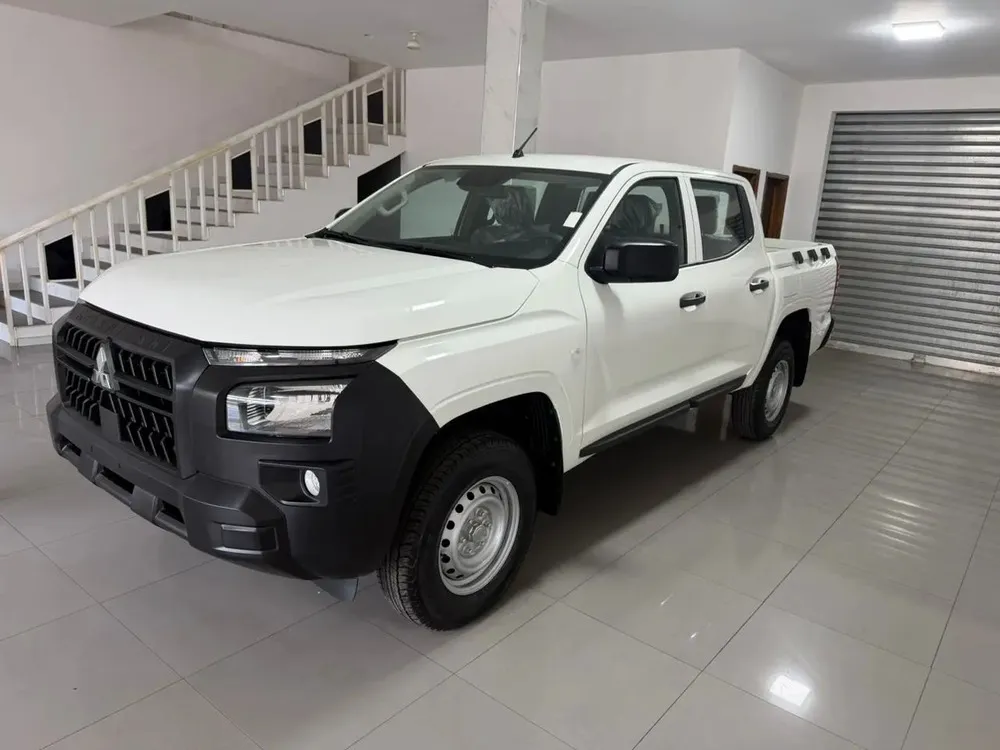 Mitsubishi L200 2026 - Vista principal