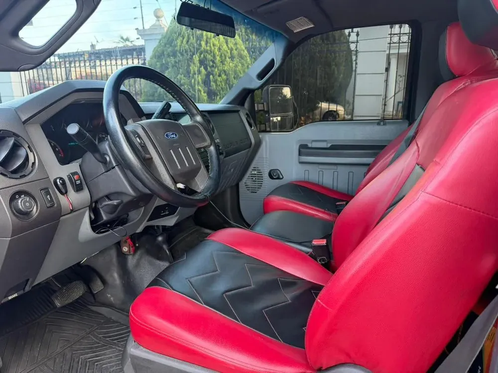 Vista 6 del vehículo: Ford F-250