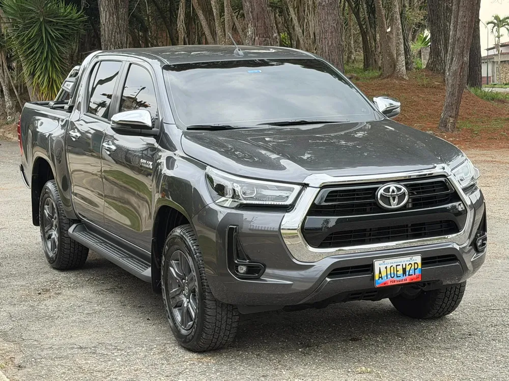 Vista 2 del vehículo: Toyota Hilux