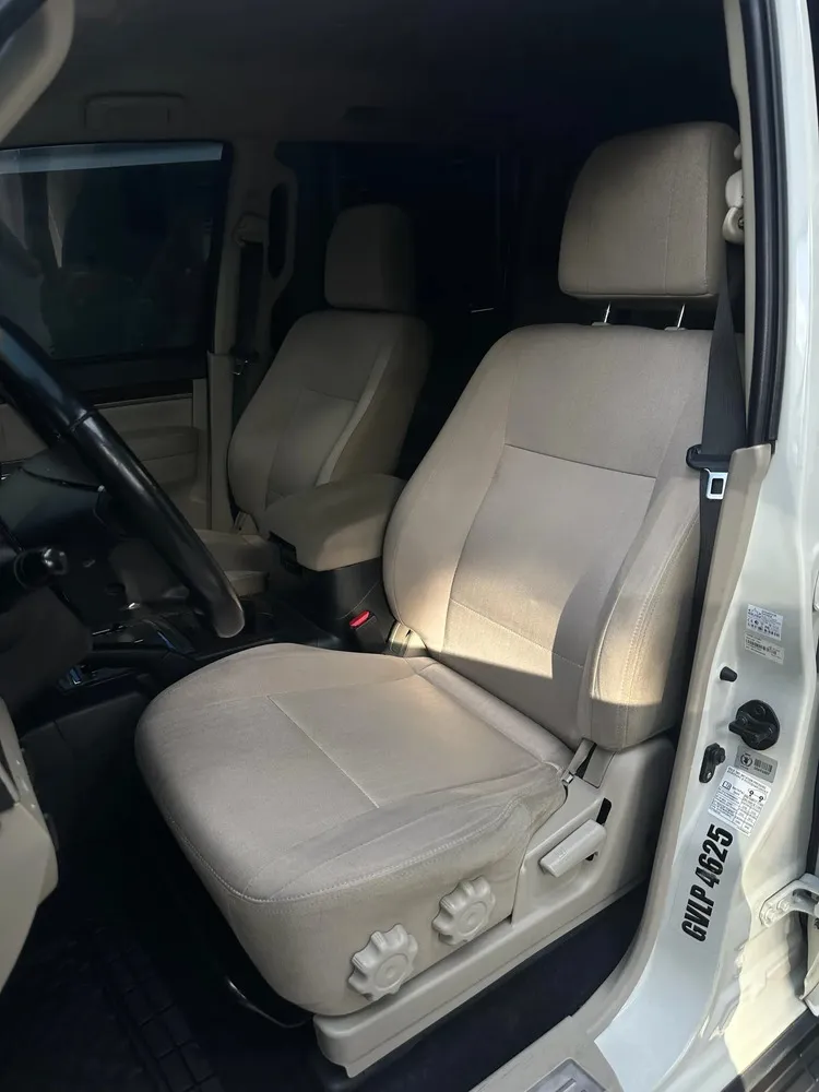 Vista 6 del vehículo: Mitsubishi Montero