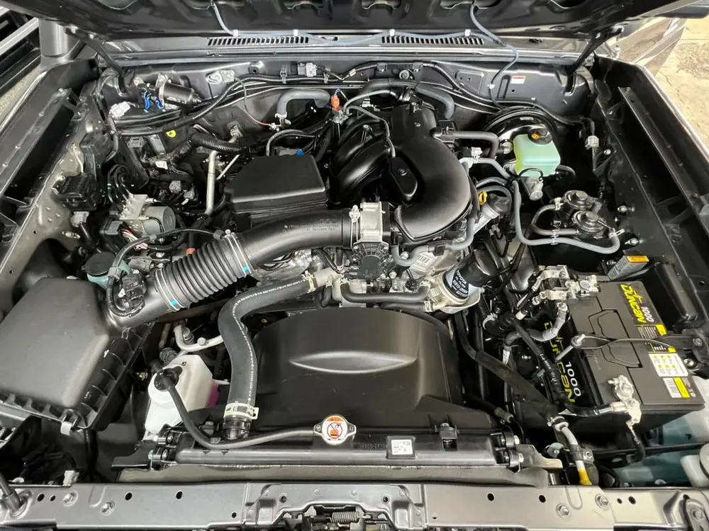 Vista 8 del vehículo: Toyota Land Cruiser