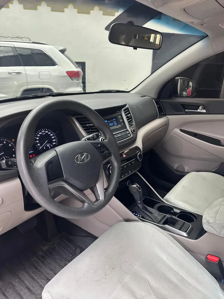 Vista 9 del vehículo: Hyundai Tucson