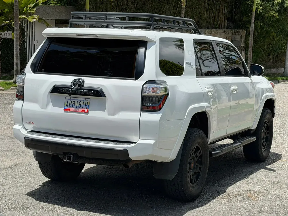 Vista 5 del vehículo: Toyota 4runner