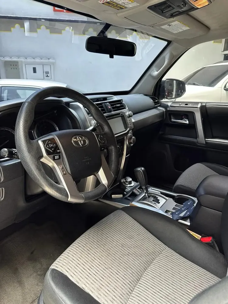 Vista 2 del vehículo: Toyota 4Runner