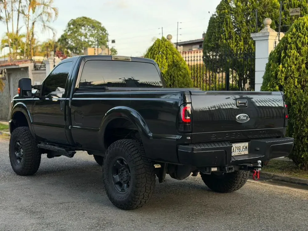 Vista 2 del vehículo: Ford F-250