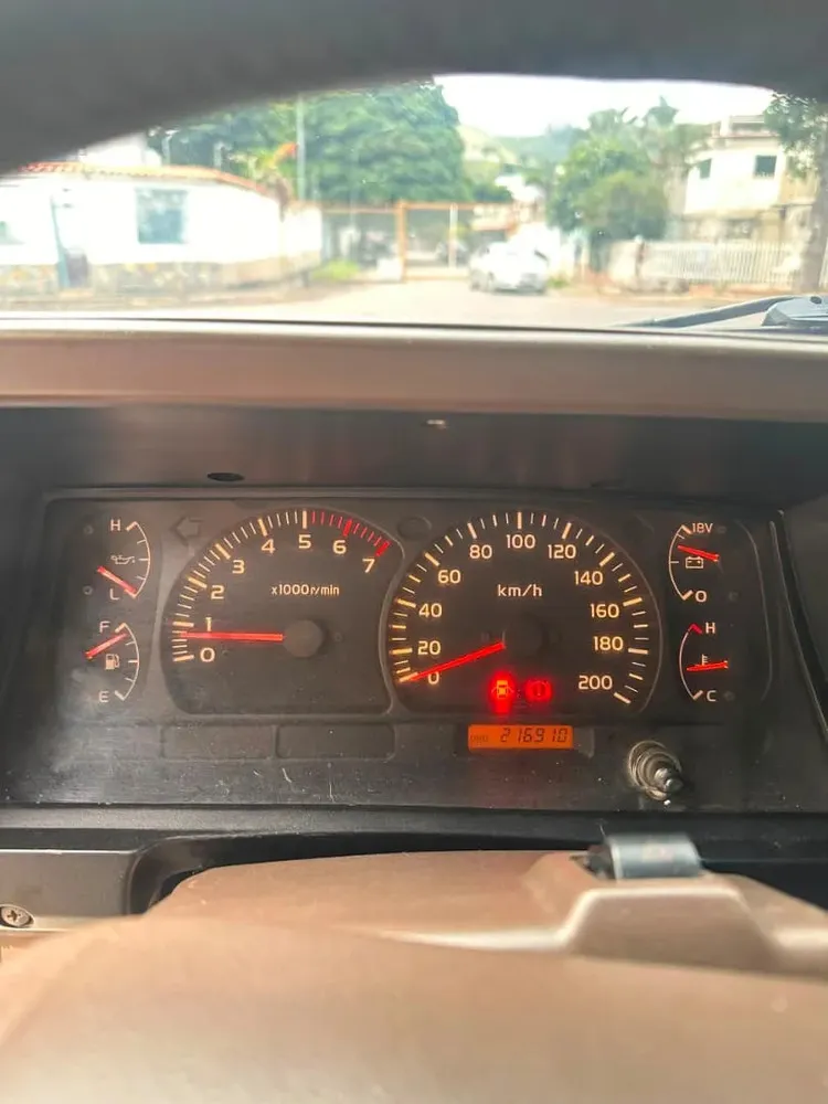 Vista 10 del vehículo: Toyota Hilux