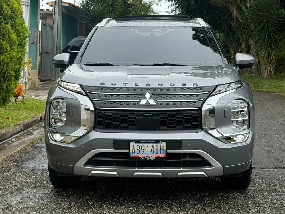 Vista 3 del vehículo: Mitsubishi Outlander